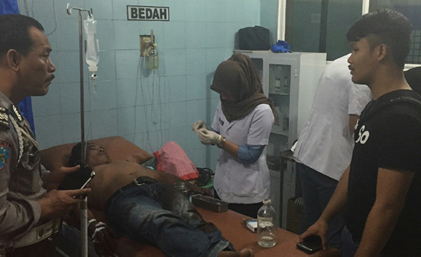 Tak-Terima-Diludahi-Pengendara-Mobil-Sedan-Tembak-Parbetor