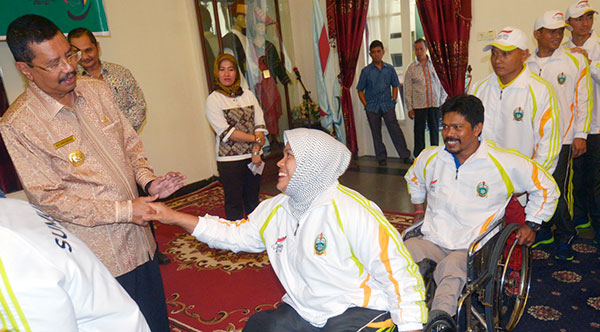 gubsu-lepas-73-atlet-difabel-ke-pekan-paralimpik-nasional-xv