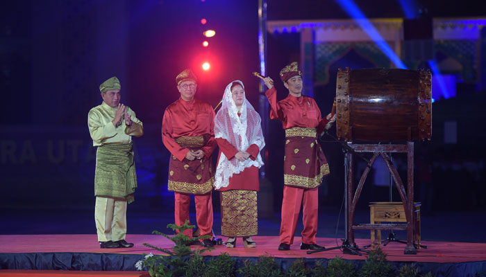 pembukaan