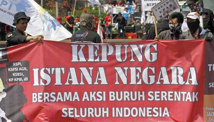 KEPUNG-ISTANA