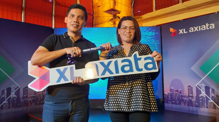 FOTO-XL-AXIATA