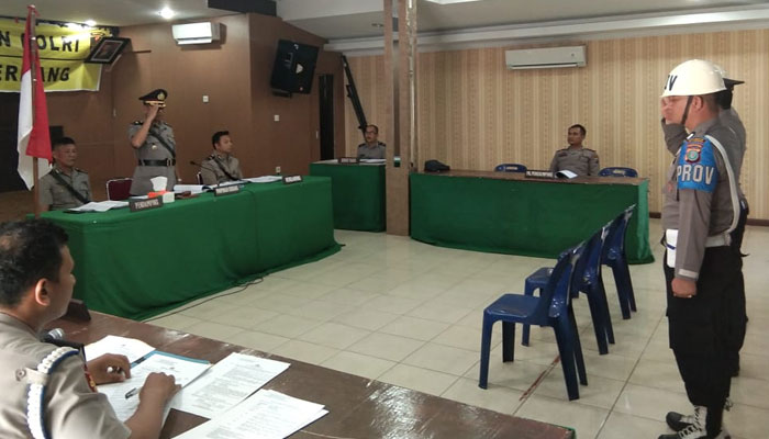 SIDANG-DISIPLIN