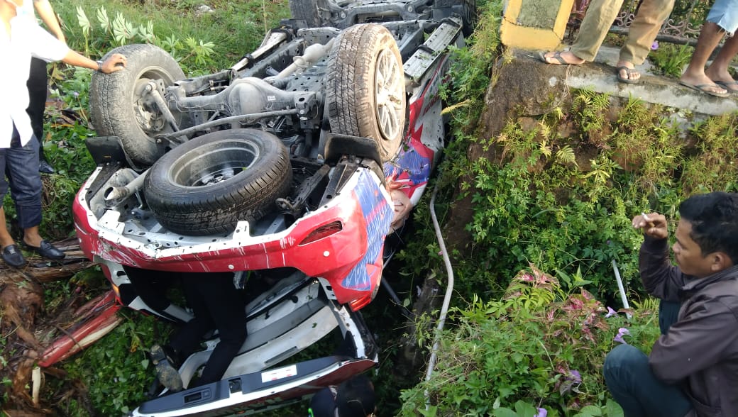 Pengemudi fortuner tewas