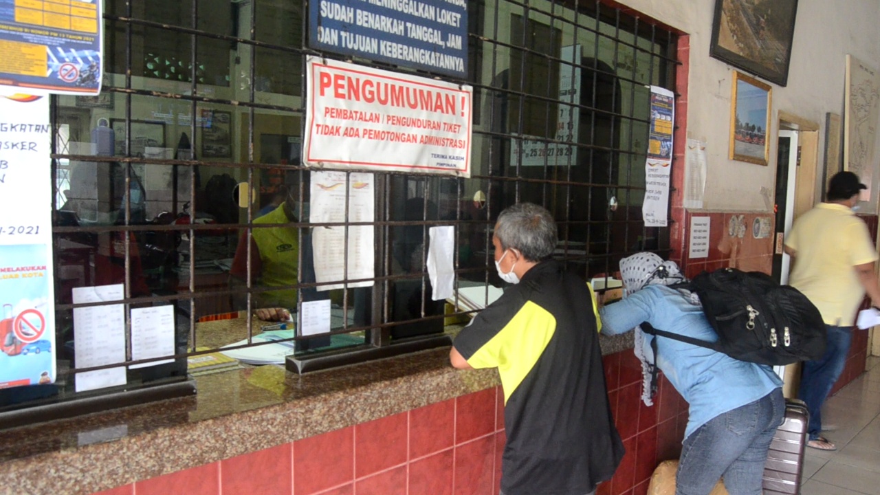 Bus Makmur