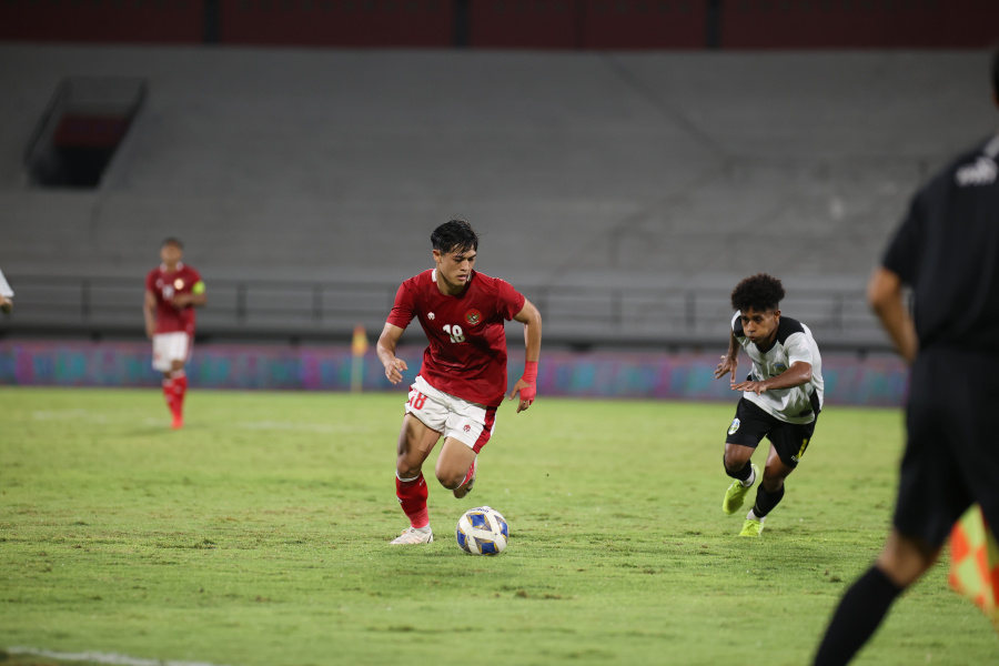 a01i3330-_x600
