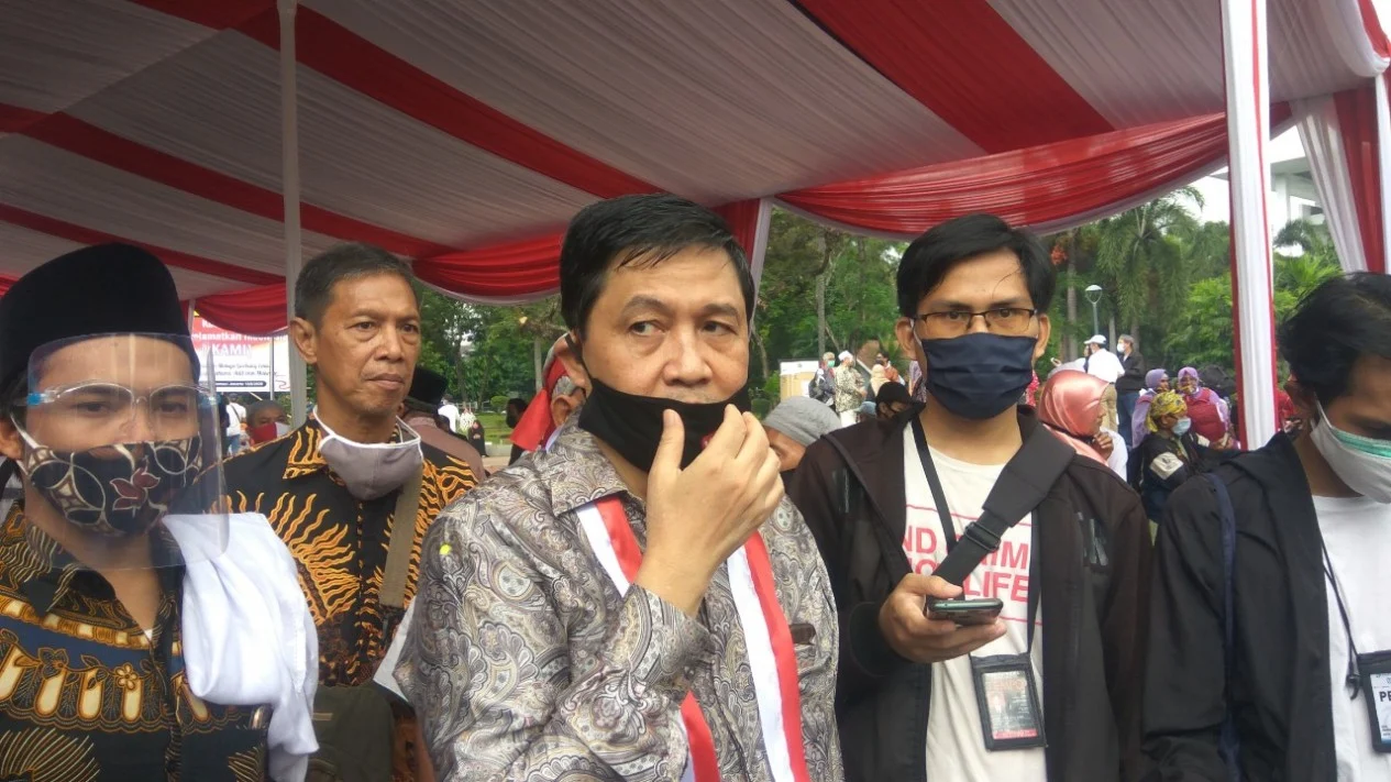 5f3ba1d37b0fe-ahmad-yani-ketua-komite-eksekutif-kami_1265_711
