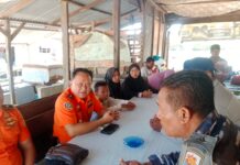 Kepala Basarnas Sumut Turun ke Posko Pencarian Nelayan Hilang, Berikan Semangat pada Keluarga dan Personil yang Bertugas