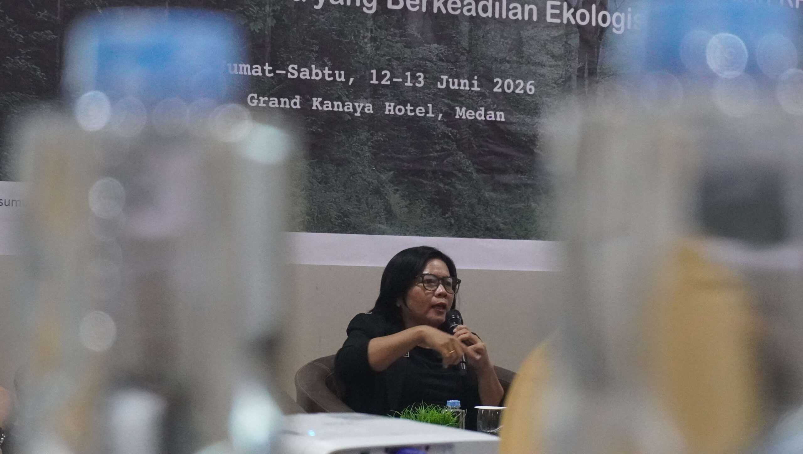 Narita HY Rumapea menegaskan pentingnya keterlibatan masyarakat dalam penyusunan tata ruang saat menjadi narasumber pada KDLH 2026 WALHI Sumut di Medan. Menurutnya, masukan dari masyarakat akan lebih mudah diakomodasi dalam RTRW apabila didukung data spasial, kajian tematik, dan rekomendasi yang jelas.